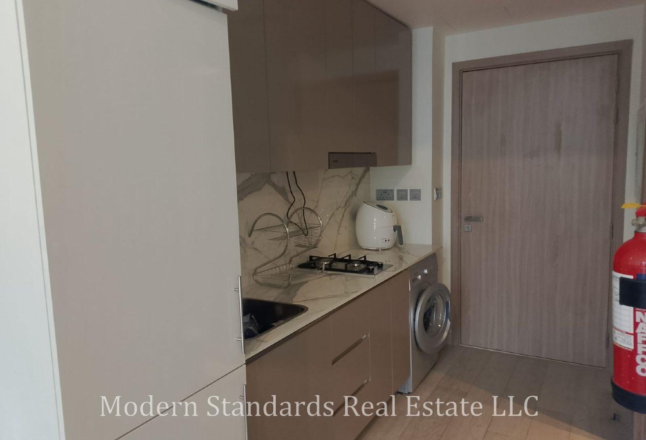 Fully Furnished l Studio in Azizi Riviera l Vacant photo 4