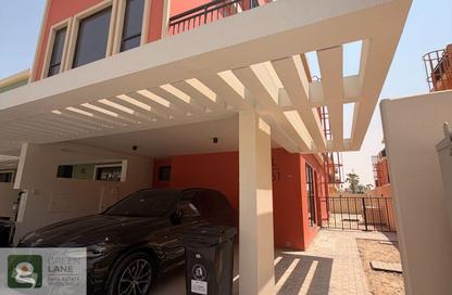 Townhouse - 5 - 5 for rent in Portofino - Damac Lagoons - Dubai
