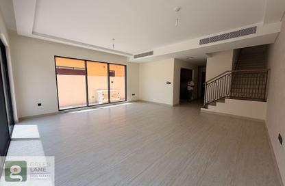 Townhouse - 5 - 5 for rent in Portofino - Damac Lagoons - Dubai
