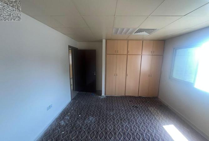 143743635 - Property Image 2