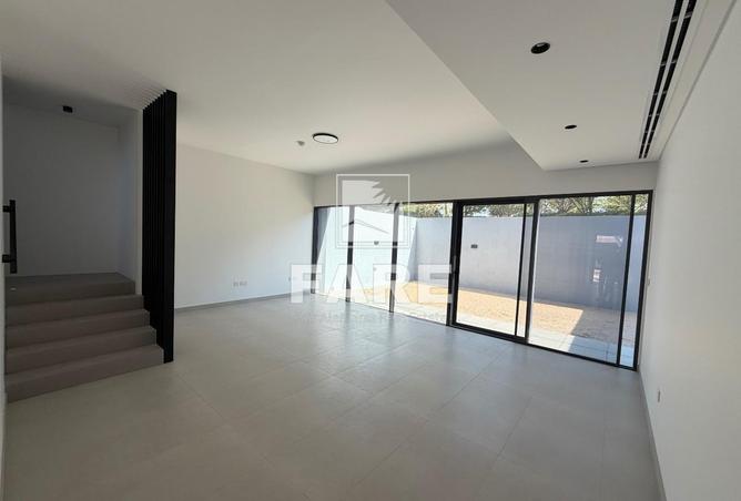 128385218 - Property Image 3