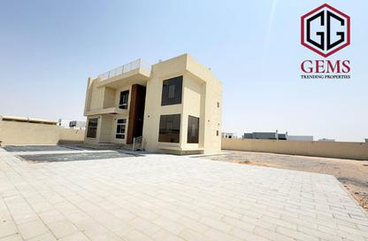 Villa - 5 - 6 for rent in Al Aweer 1 - Al Aweer - Dubai