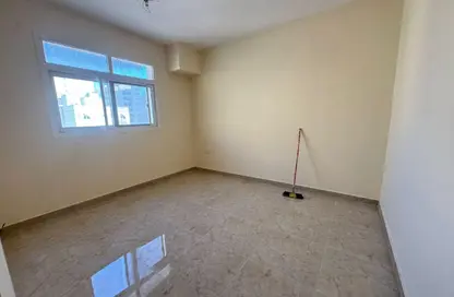 Apartment - 1 Bedroom - 1 Bathroom for rent in Al Qulaya'ah - Al Sharq - Sharjah