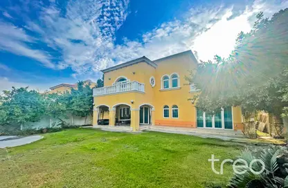 Villa - 5 Bedrooms - 6 Bathrooms for rent in Legacy - Jumeirah Park - Dubai