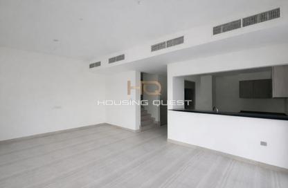 Villa - 4 - 4 for rent in Calero - Damac Hills - Dubai Villa - 4 - 4 for rent in Calero - Damac Hills - Dubai