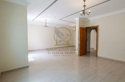 Apartment - 3 - 4 for rent in Al Qulaya'ah - Al Sharq - Sharjah