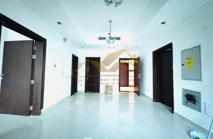 Apartment - 2 Bedrooms - 3 Bathrooms for rent in Umm Hurair 1 - Umm Hurair - Dubai