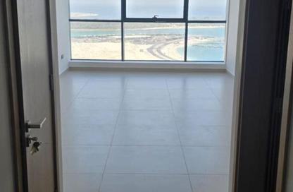 Apartment - 1 Bedroom - 2 Bathrooms for rent in La Plage Tower - Al Mamzar - Sharjah - Sharjah