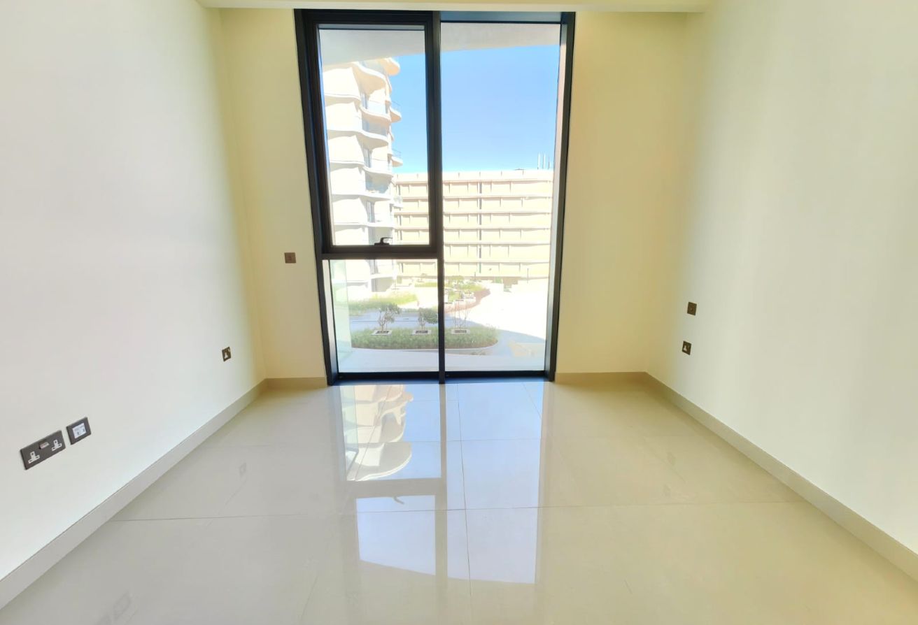 Relaxed Coastal Living | 1BR with Bay Views |