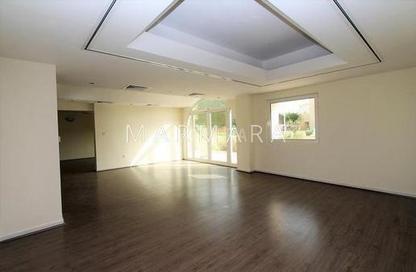 Villa - 4 Bedrooms - 4 Bathrooms for rent in Jumeirah 1 Villas - Jumeirah 1 - Jumeirah - Dubai