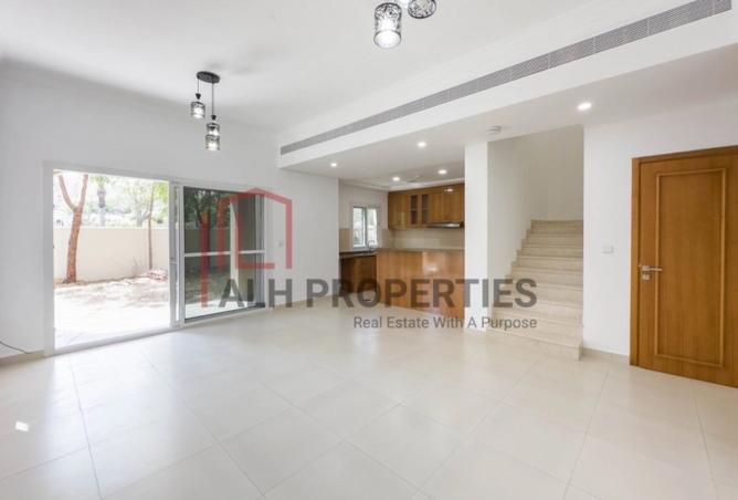 2OWhmpLjEiO - Property Image 2
