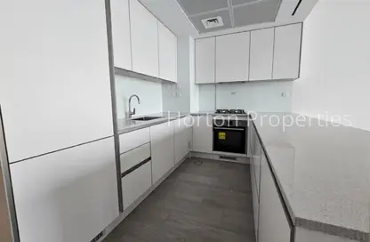 شقة - غرفة نوم - 2 حمامات للايجار في لوما بارك فيوز - منطقة 14 - قرية جميرا الدائرية - دبي