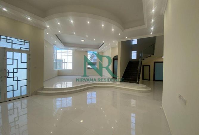 94454383 - Property Image 2