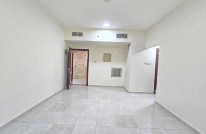 Apartment - 1 - 1 for rent in Fire Station Road - Muwaileh - Sharjah Apartment - 1 - 1 for rent in Fire Station Road - Muwaileh - Sharjah