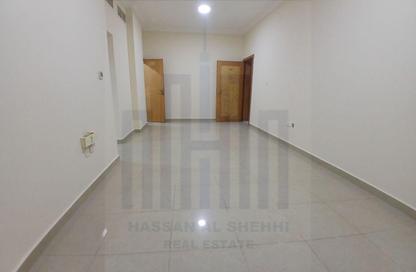 Apartment - 2 - 2 for rent in Fire Station Road - Muwaileh - Sharjah