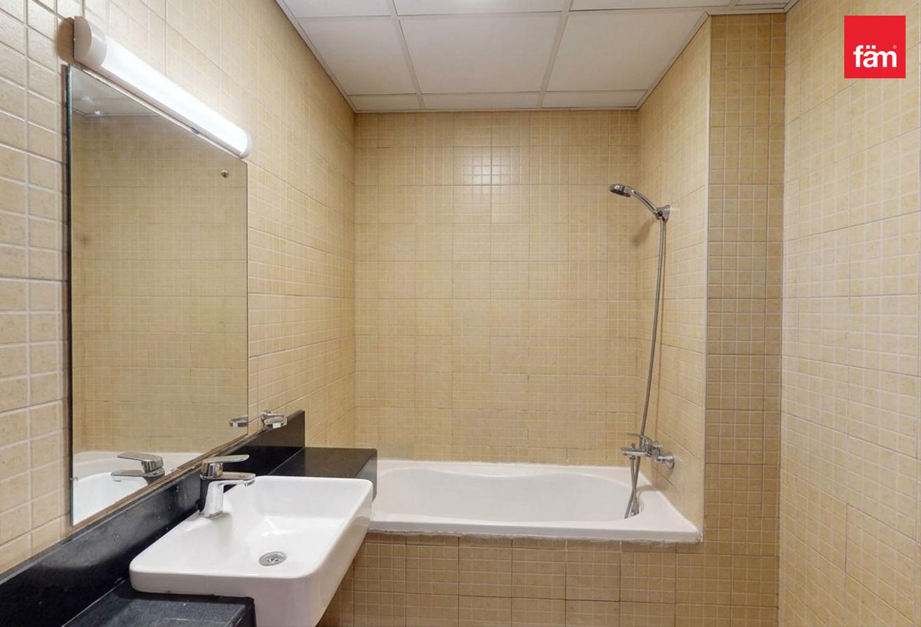 Spacious ChillerFree High Floor | Panoramic Views photo 12
