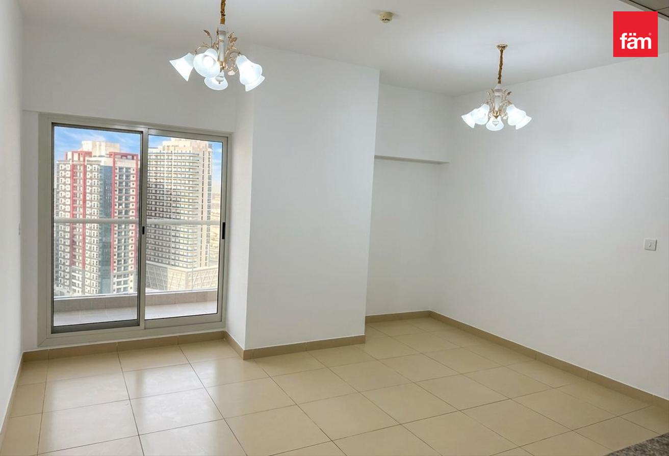 Spacious ChillerFree High Floor | Panoramic Views photo 4