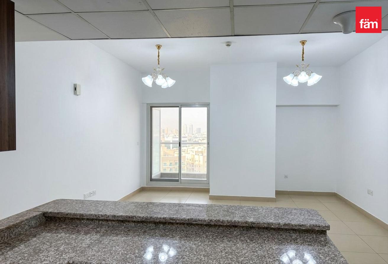 Spacious ChillerFree High Floor | Panoramic Views photo 10