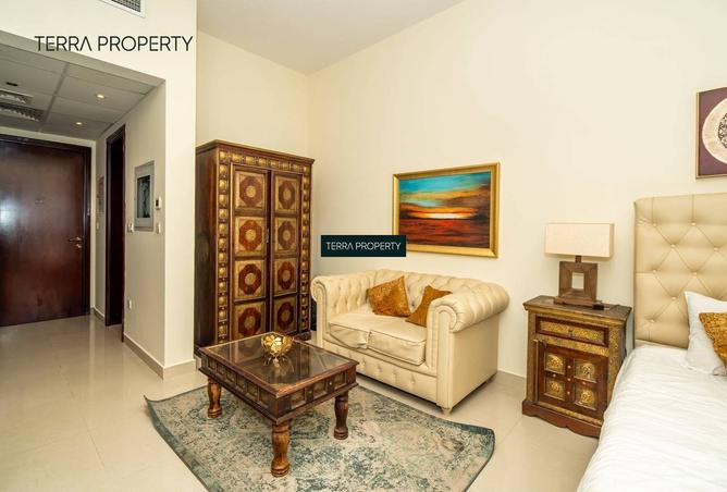 98696044 - Property Image 2