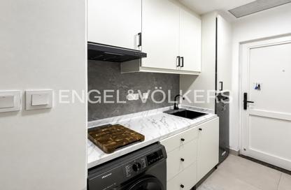 Apartment - Studio - 1 Bathroom for rent in Palm Views East - Palm Views - Palm Jumeirah - Dubai