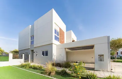 Villa - 4 Bedrooms - 4 Bathrooms for sale in Amaranta 1 - Amaranta - Villanova - Dubai Land - Dubai