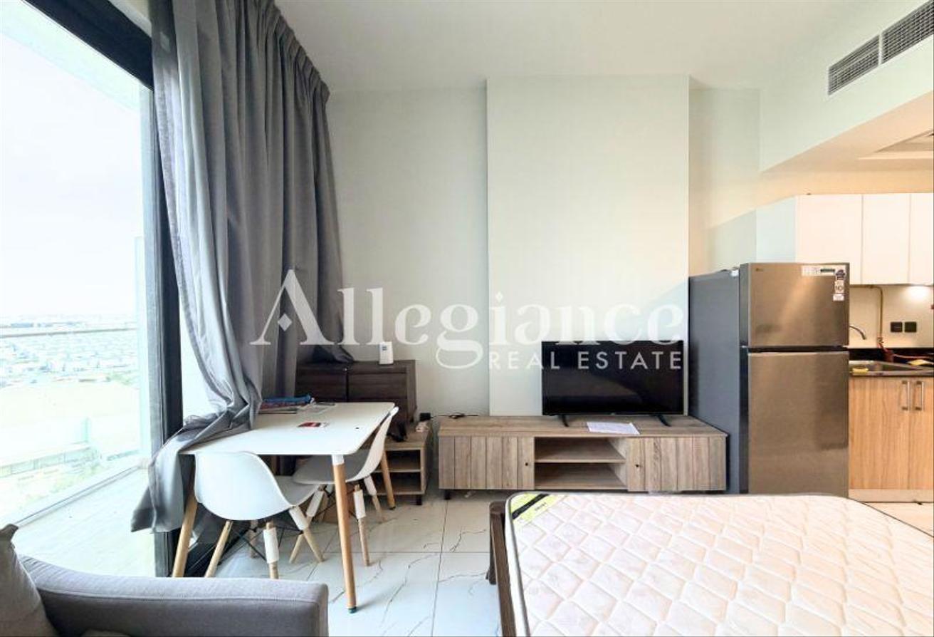 Furnished | Near Metro Station l SZR View photo 3