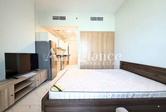 122905339 - Property Image 2