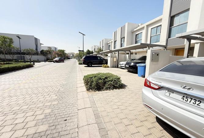 2PBEHLfrO0O - Property Image 2