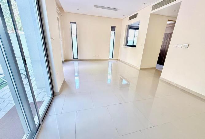 2PBEHLfrO0O - Property Image 3