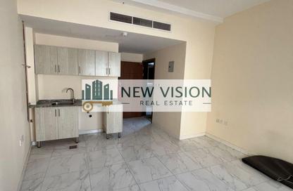 Apartment - Studio - 1 for rent in Al Butina 9 Building - Bu Tina - Al Sharq - Sharjah