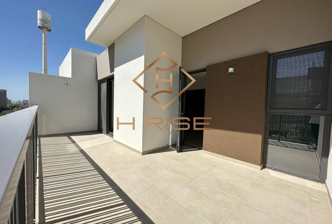 70281617 - صورة العقار 3