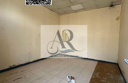 Labor Camp - Studio - 7+ Bathrooms for rent in Ali Mousa Building - Al Sajaa Industrial - Al Sajaa - Sharjah