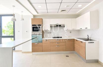 Townhouse - 4 Bedrooms - 6 Bathrooms for rent in Oxford Villas - District 15 - Jumeirah Village Circle - Dubai