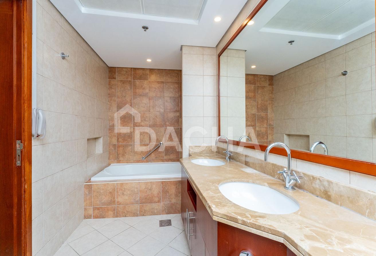 Balcony | High Floor | Ain Dubai & Sea View photo 18