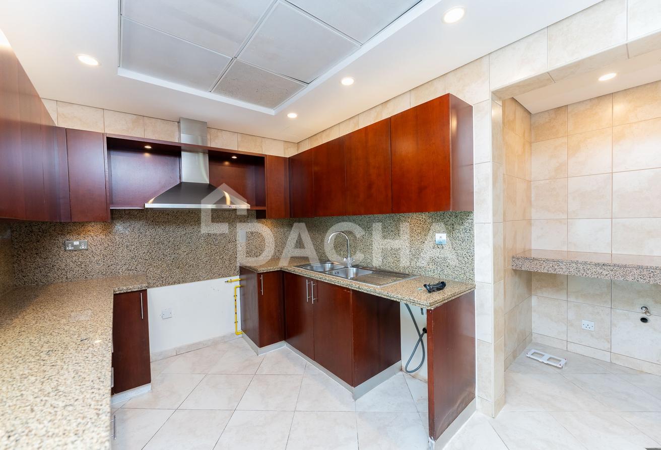 Balcony | High Floor | Ain Dubai & Sea View photo 7