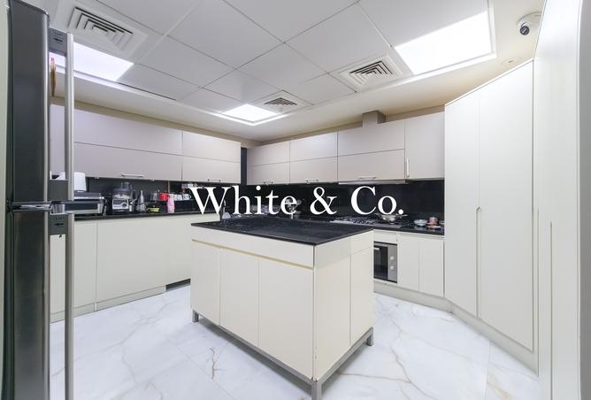 121976426 - Property Image 3