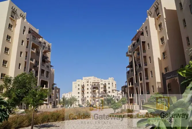 106855103 - Property Image 2