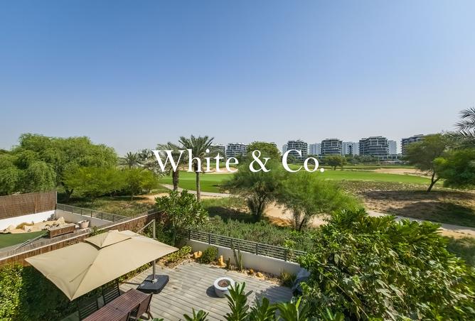 Vacant | Golf Views | Impressive Duplex