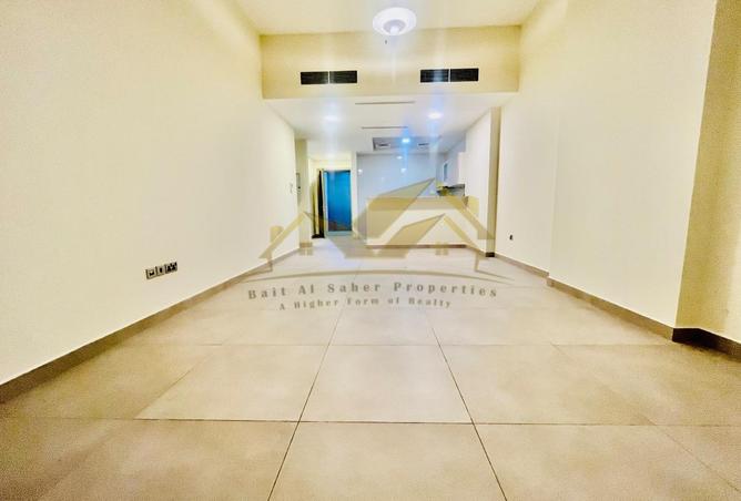 76962031 - Property Image 2