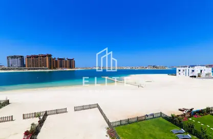 Villa - 5 Bedrooms - 6 Bathrooms for rent in Palma Residences - Palm Jumeirah - Dubai