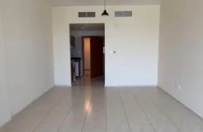 شقة - 1 حمام للايجار في سكاي كورتس تاور B - أبراج سكاي كورتس - مجمع دبي ريزيدنس - دبي لاند - دبي