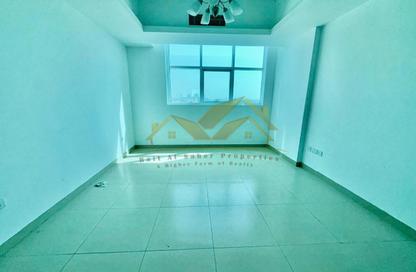 Apartment - 2 - 3 for rent in Meral Building - Jumeirah Garden City - Al Satwa - Dubai