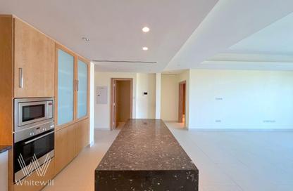 Apartment - 2 Bedrooms - 3 Bathrooms for rent in St. Regis - Saadiyat Beach - Saadiyat Island - Abu Dhabi