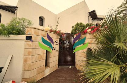 Villa - 4 Bedrooms - 4 Bathrooms for rent in Umm Suqeim 1 Villas - Umm Suqeim 1 - Umm Suqeim - Dubai
