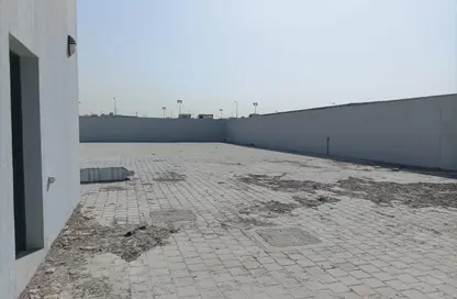 أرض - استوديو للايجار في المنطقة الصناعية رقم 5 - المنطقة الصناعية بالشارقة - الشارقة أرض - استوديو للايجار في المنطقة الصناعية رقم 5 - المنطقة الصناعية بالشارقة - الشارقة