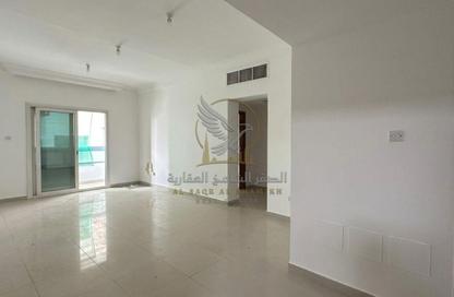 Apartment - 1 - 2 for rent in Al Majaz 2 - Al Majaz - Sharjah Apartment - 1 - 2 for rent in Al Majaz 2 - Al Majaz - Sharjah