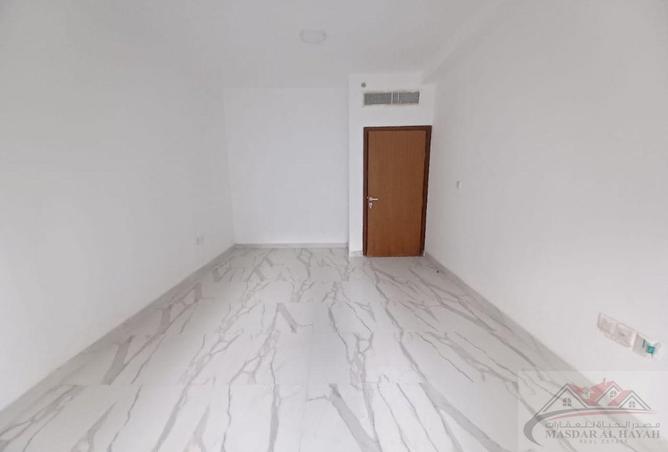 112761704 - Property Image 3