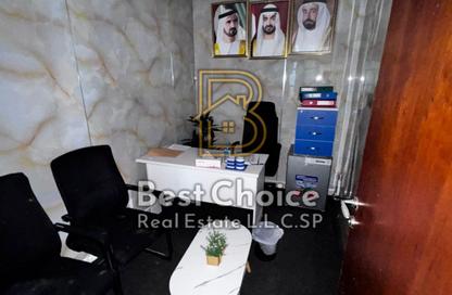 Office Space - Studio - 1 Bathroom for rent in Crystal Plaza - Al Majaz 1 - Al Majaz - Sharjah