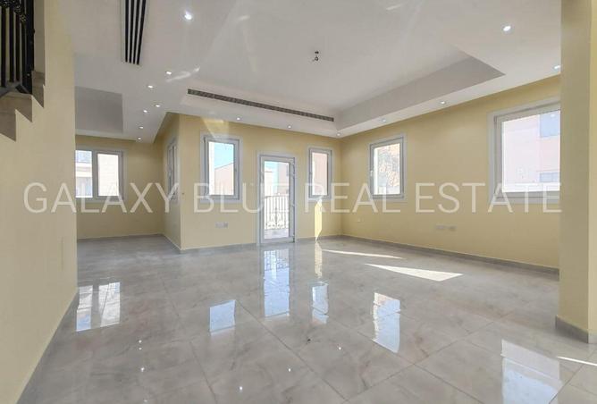 121555527 - Property Image 2
