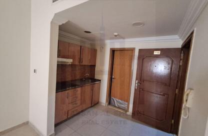 Apartment - Studio - 1 for rent in Muwailih Building - Muwaileh - Sharjah